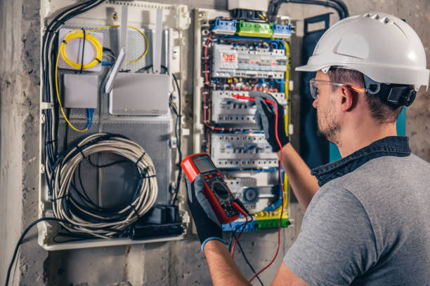 Best Emergency Electrician Near Me  in Navy Yard City, WA